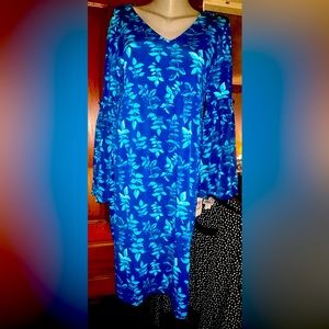 NWT Pip & Vine Brand Dress.  Size Medium.